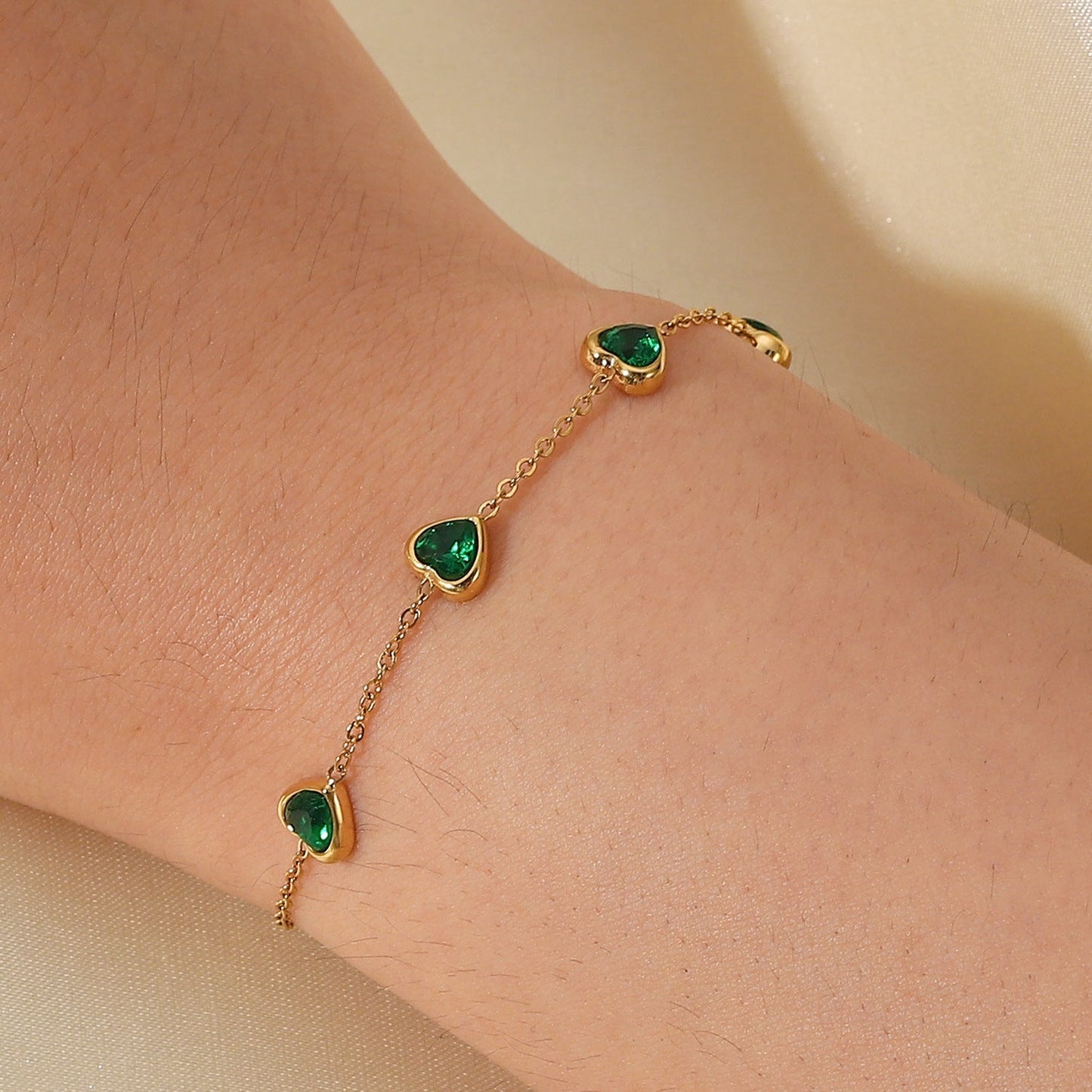 Amie Heart Bracelet