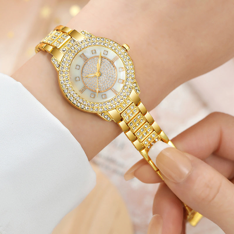 Shimmer Silver Quartz Watch – 6-Piece Gift Set