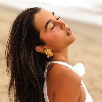 Virela Gold Earrings