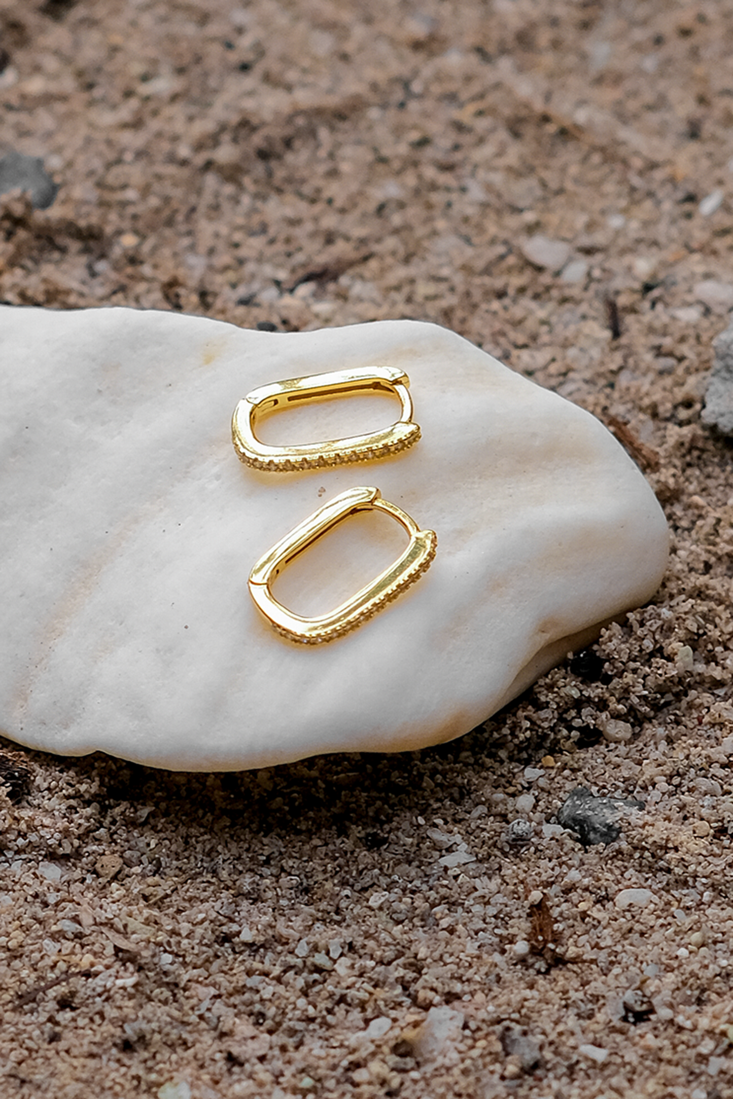 Naiya Oval Hoop Earrings