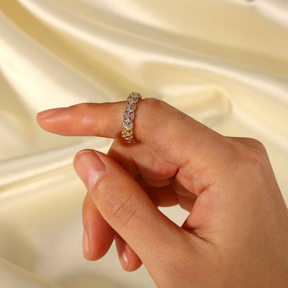 Evelina Gold  Ring