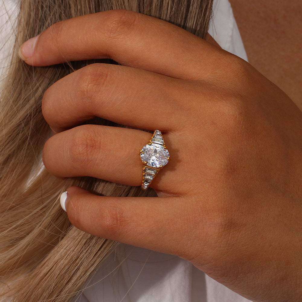 Naelle Diamond Ring