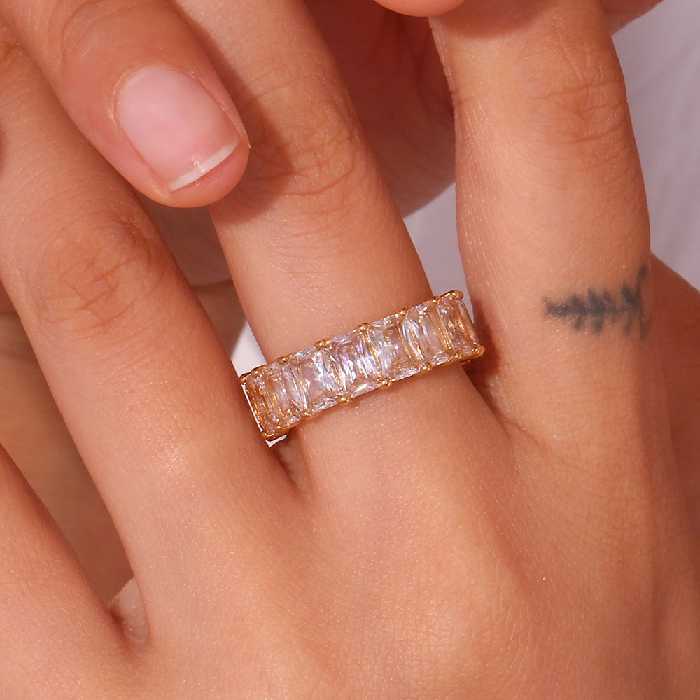 Avenia Diamond Ring