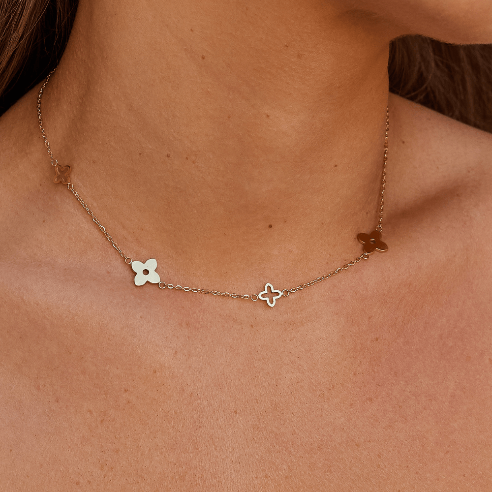 Torini Petal Necklace Gold